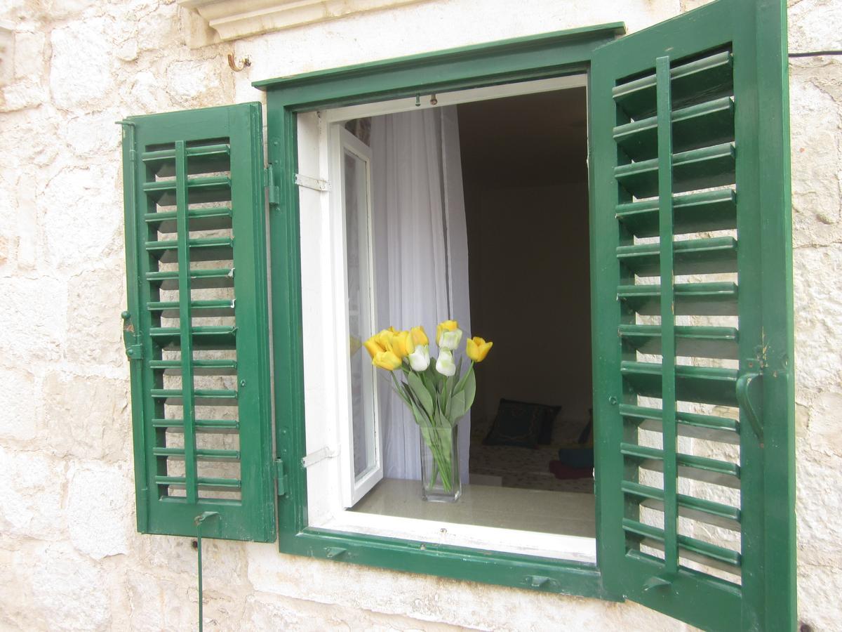 Apartment On The Square Makarska Exterior foto