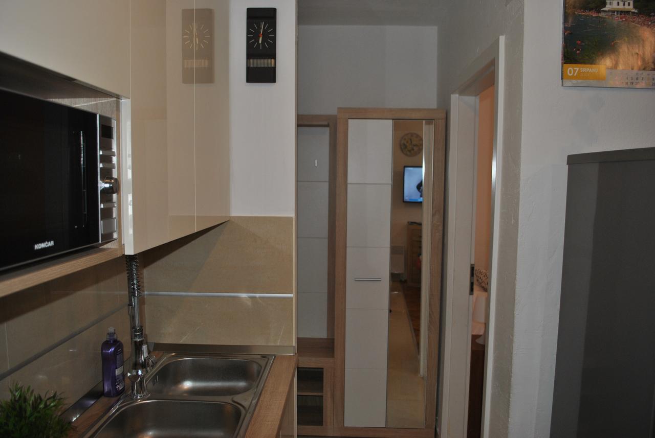 Apartment On The Square Makarska Exterior foto